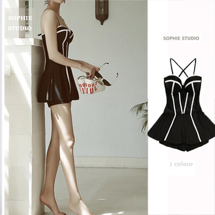 SOPHIE▲江疏影同款北欧极简风纯色连体平角裤裙式保守游泳衣女