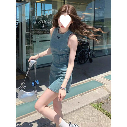 韩系辣妹无袖牛仔连衣裙修身显瘦女夏新款港风复古小个子圆领背心