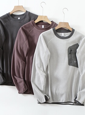 日单秋冬男士户外波浪纹保暖抓绒衣圆领拉链口袋卫衣