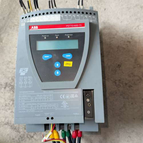 ABB软启动器，型号：PST72-600-70，实物拍摄，功