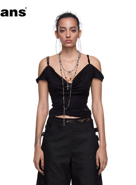 24ans【胡静怡同款】黑色亮片荡领吊带落肩设计短袖T恤