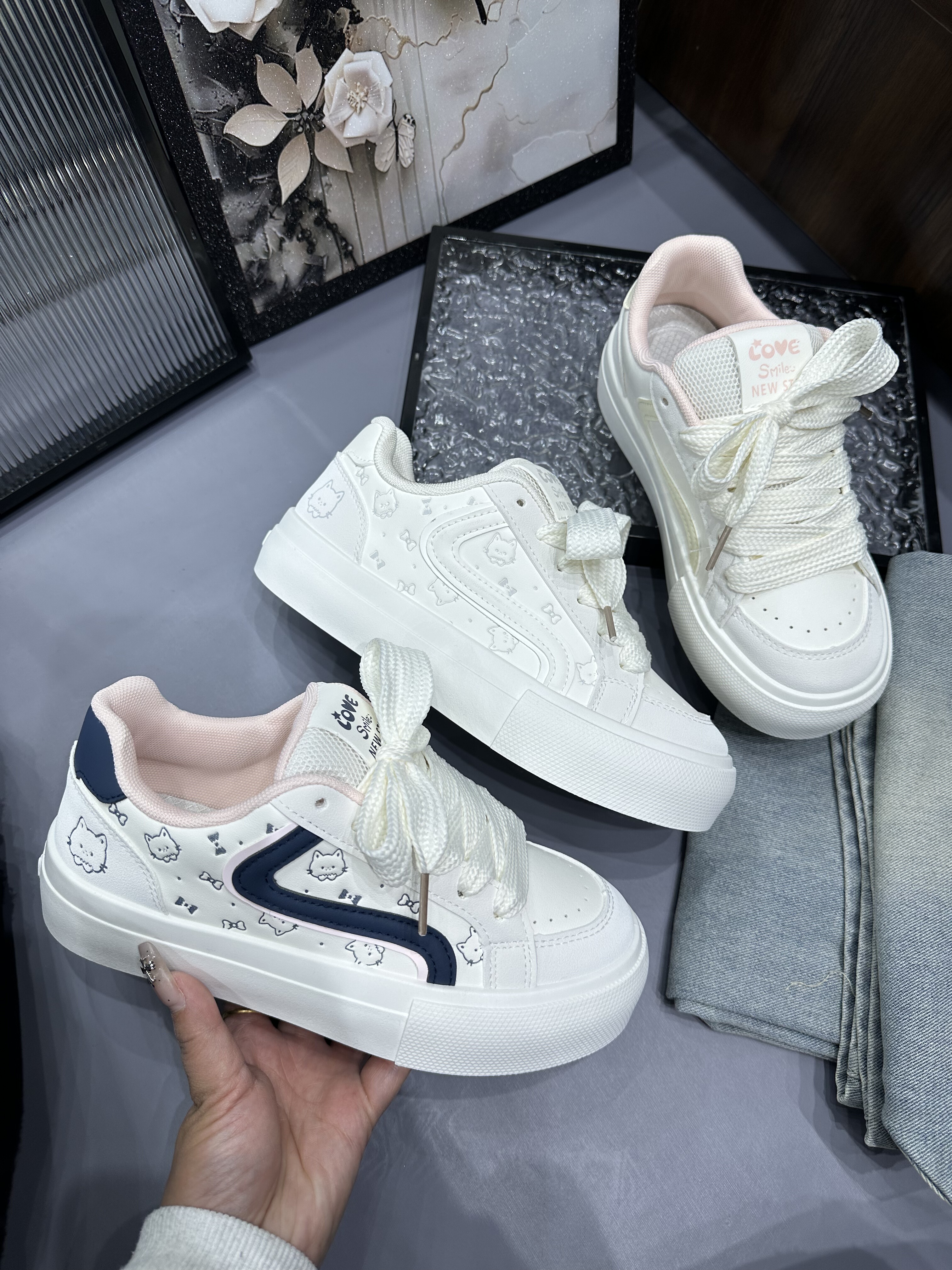 新款厚底小白鞋女款配裙子百搭板鞋小众面包鞋休闲鞋皮面面包鞋,女鞋,休闲板鞋,淘宝优惠券,粉丝福利购,淘宝优惠卷