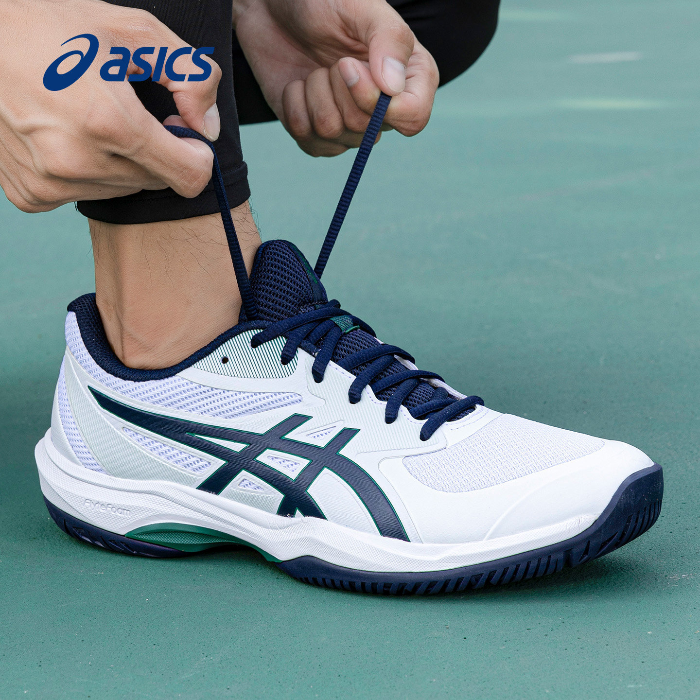 亚瑟士网球鞋缓震透气