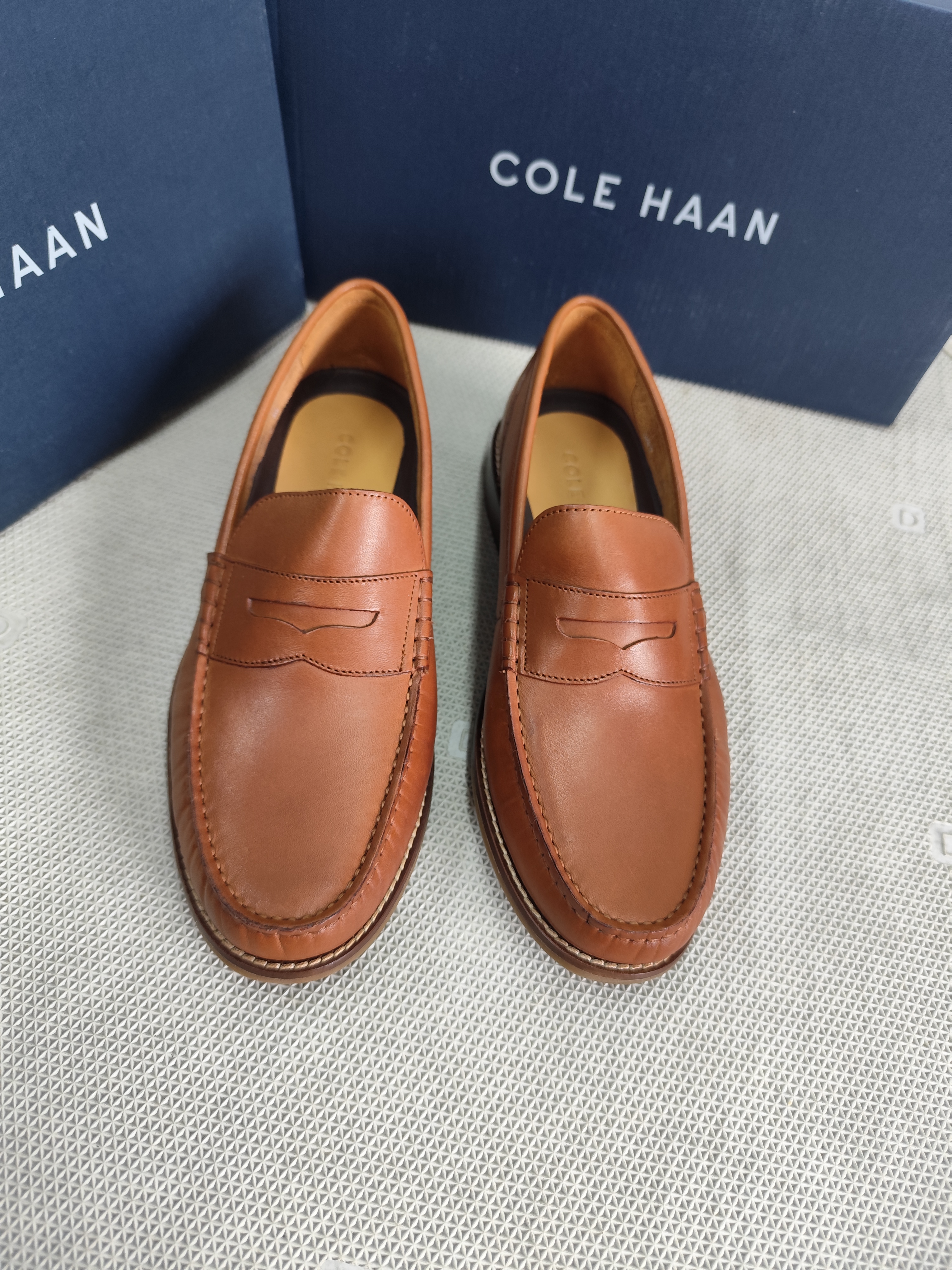 Cole Haan男士商务休闲皮鞋时尚百搭舒适轻便一脚蹬乐福鞋37104