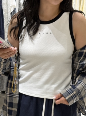 郑沅沅含棉 韩系拼接针织无袖背心3.14