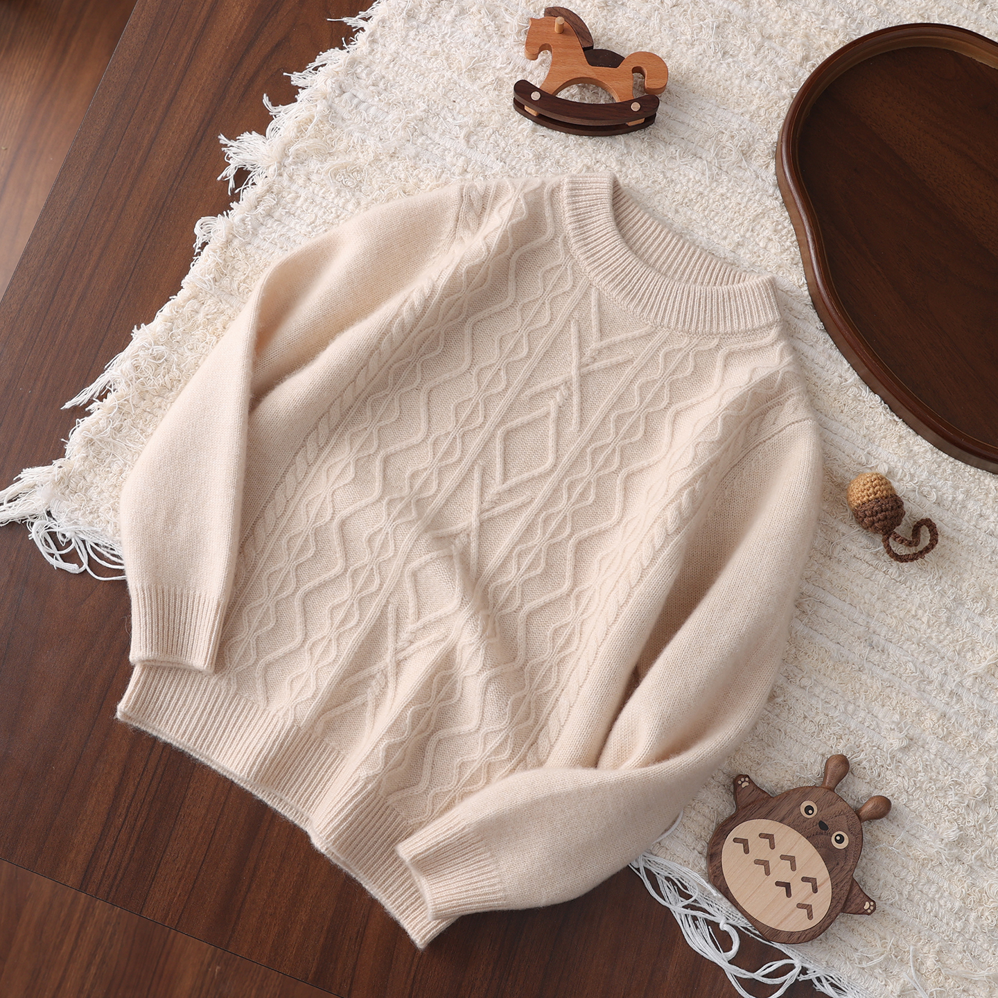 纯山羊绒加厚圆领提花毛衣