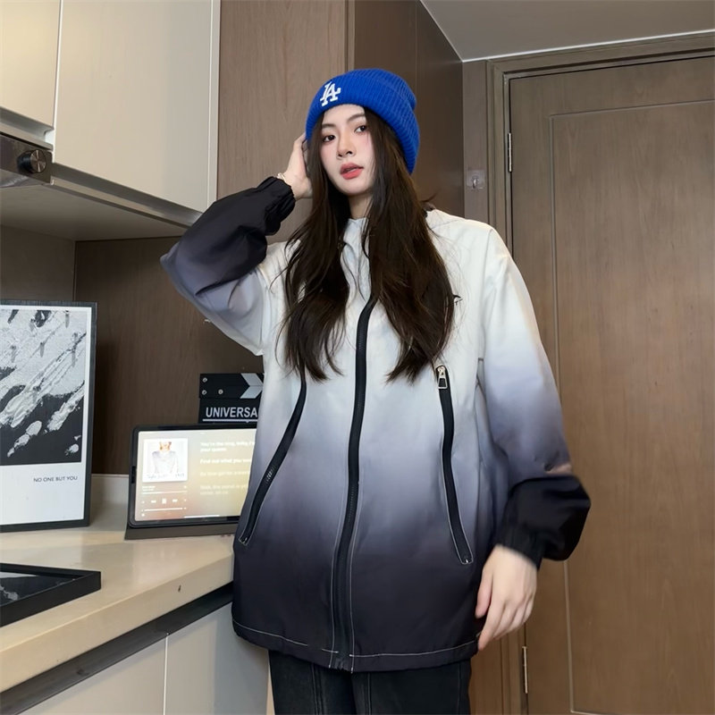 XZ413-HW253-P70-2026春秋冬新款中性风休闲潮流宽松渐变色冲锋衣，男装夹克，星座413（原星座105C）