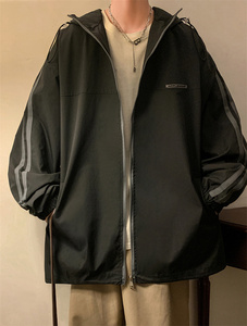 XZ413-HW96-P75-2023秋装新款冲锋衣时尚休闲潮流男女夹克外套图片