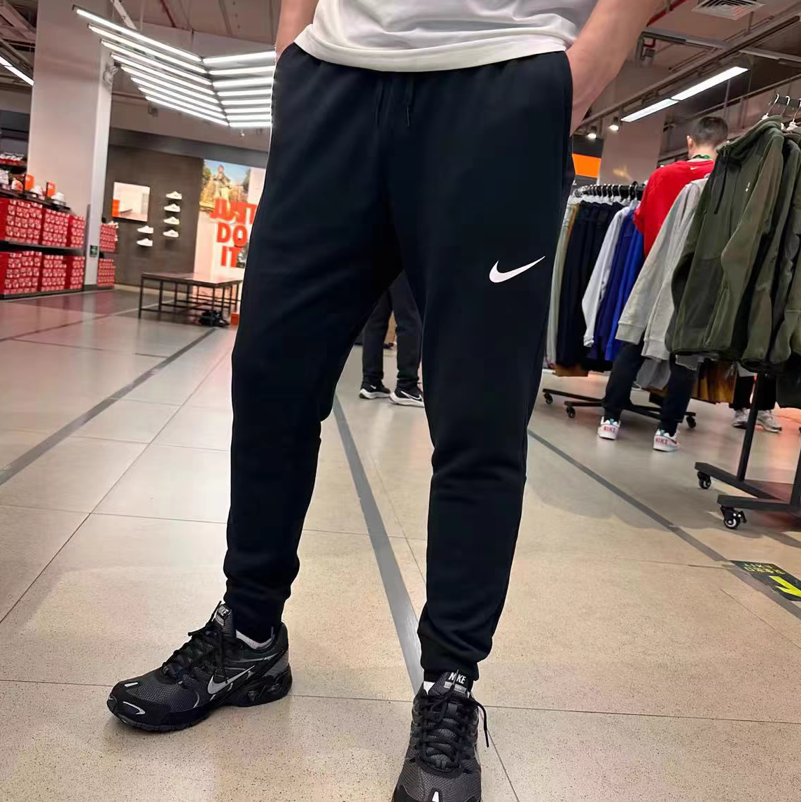 Nike/耐克男子跑步 毛圈柔软训练运动休闲舒适收口束脚长裤CJ4313