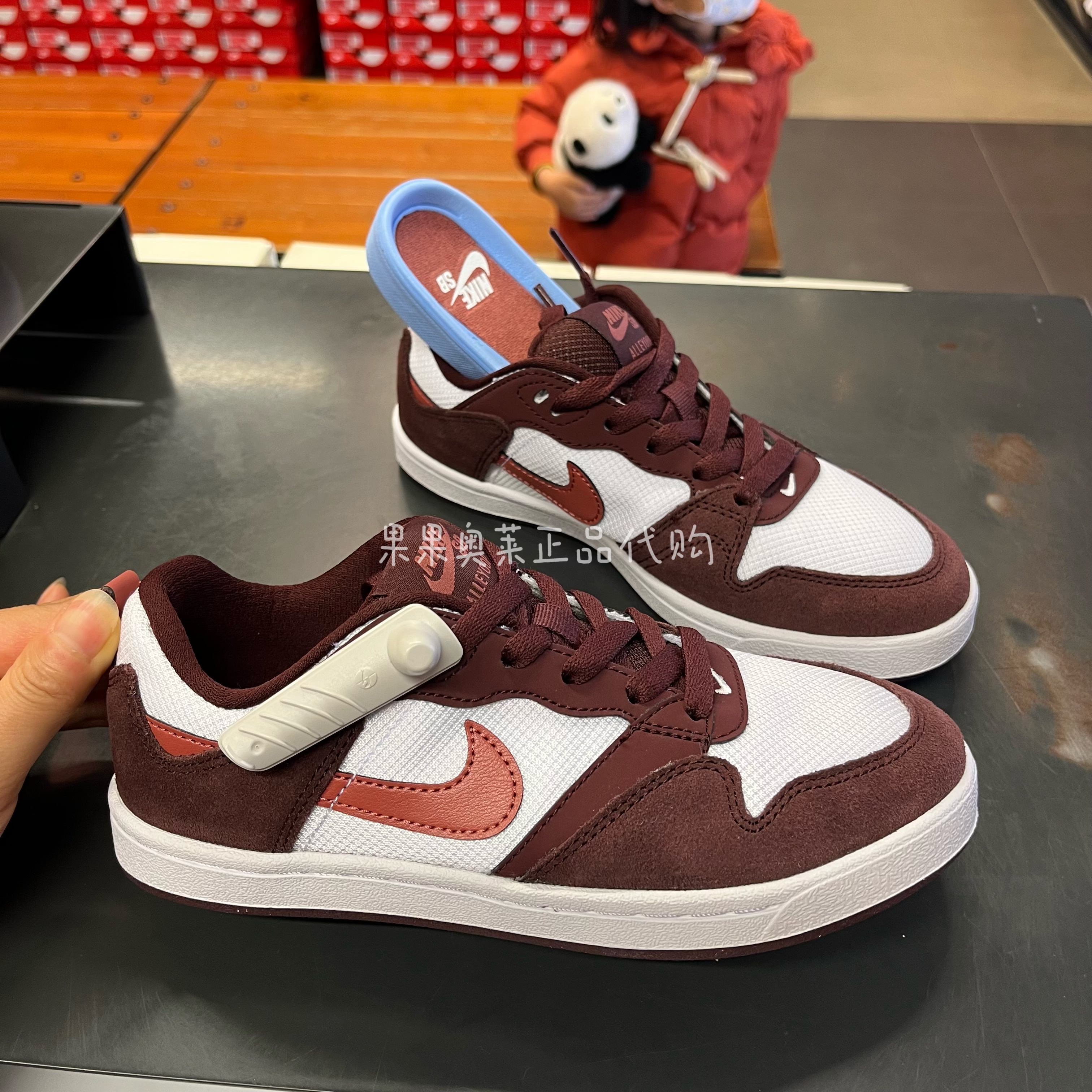 耐克Nike SB Alleyoop 女子耐磨防滑软底运动休闲板鞋CQ0369-601