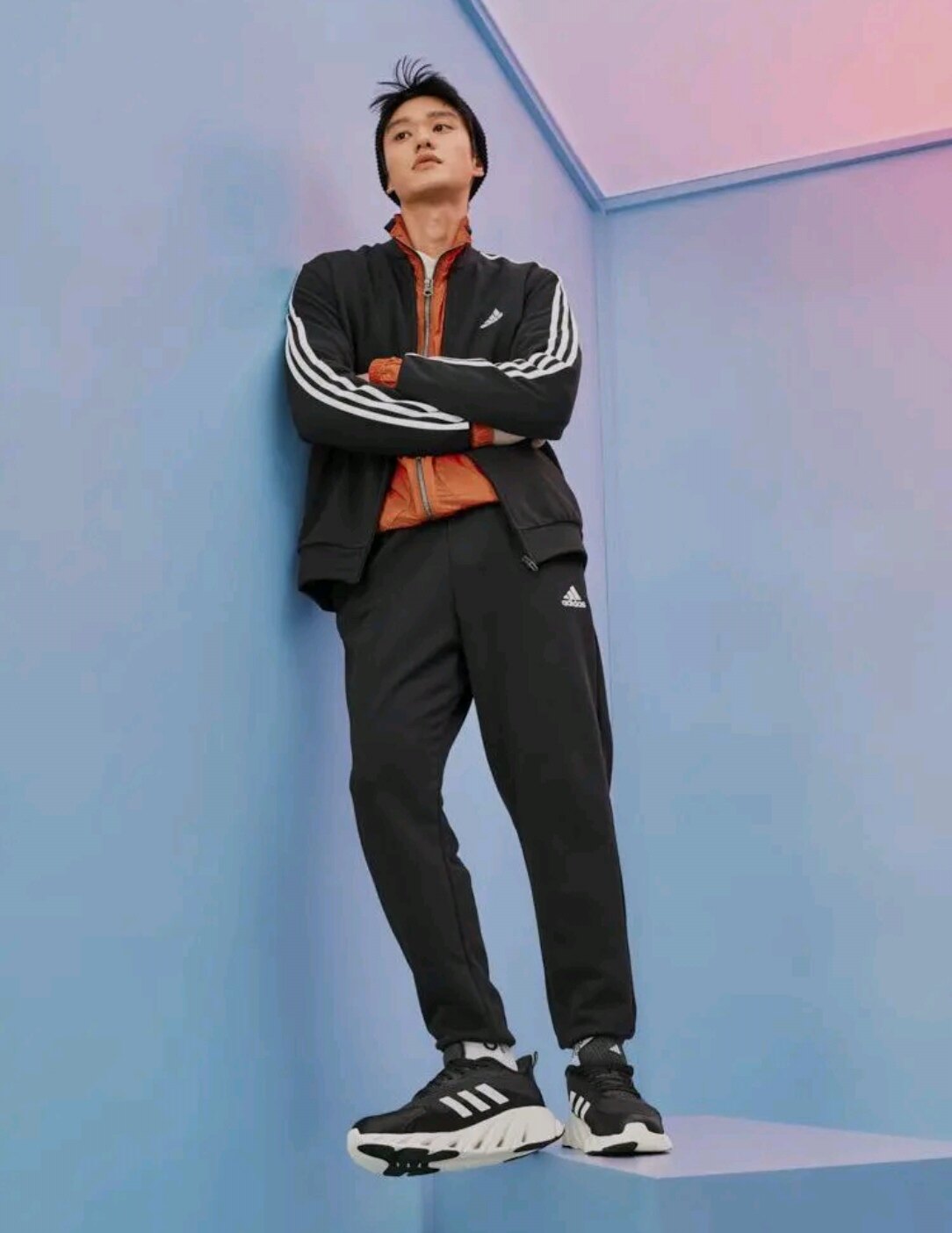 Adidas/阿迪达斯 男子春秋经典运动休闲立领外套裤子套装IC6766