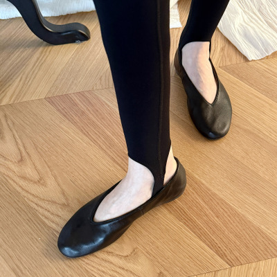 widelia陈魅儿2026春季新款 高级百搭浅口复古法式芭蕾鞋休闲单鞋