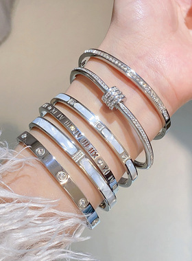 满天星小蛮腰手镯女款轻奢小众精致素圈镯子高级感钛钢不掉色