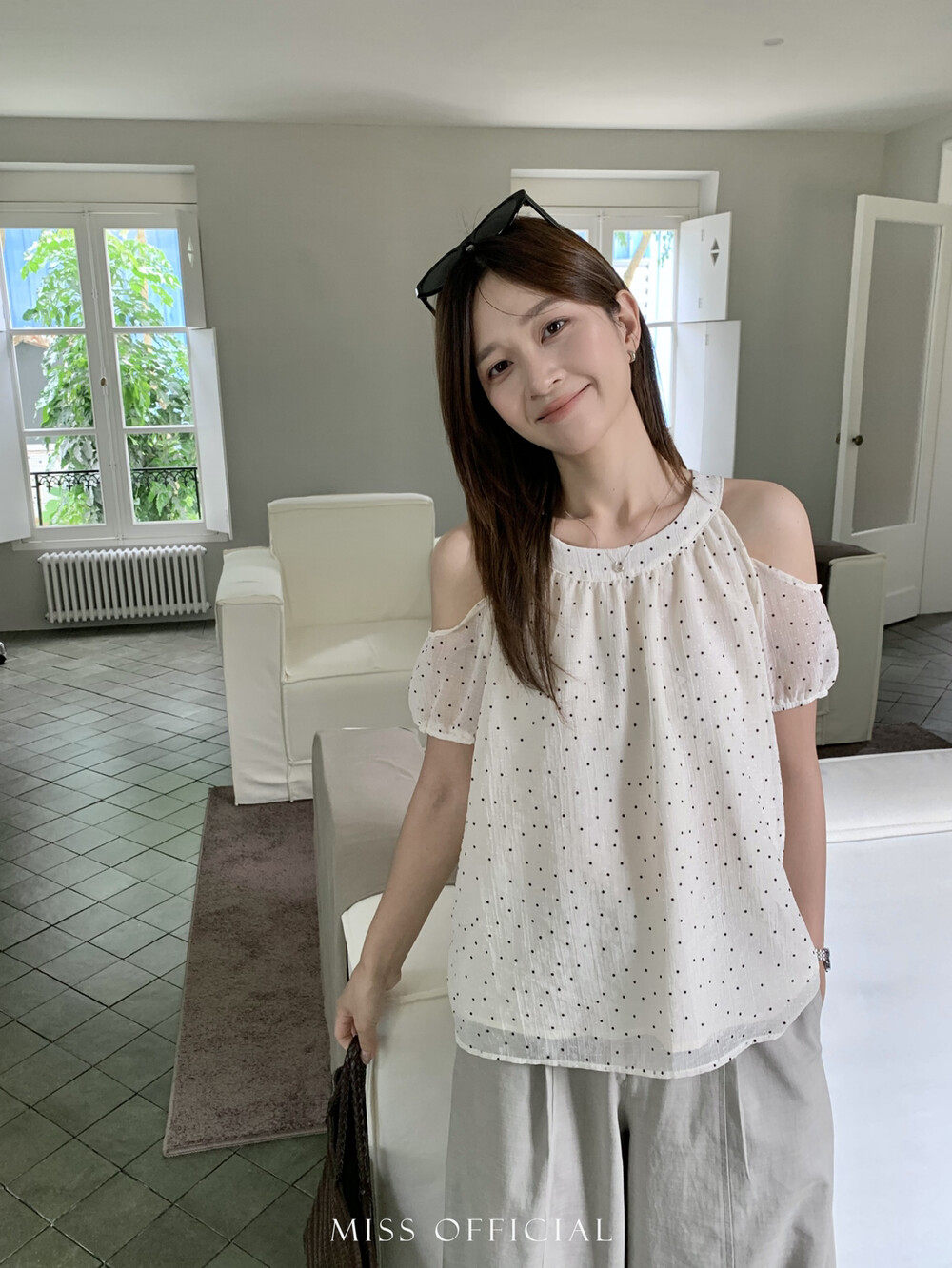 2026夏季韩系甜美简约波点挂脖露肩短袖T恤女显瘦上衣潮复古ins