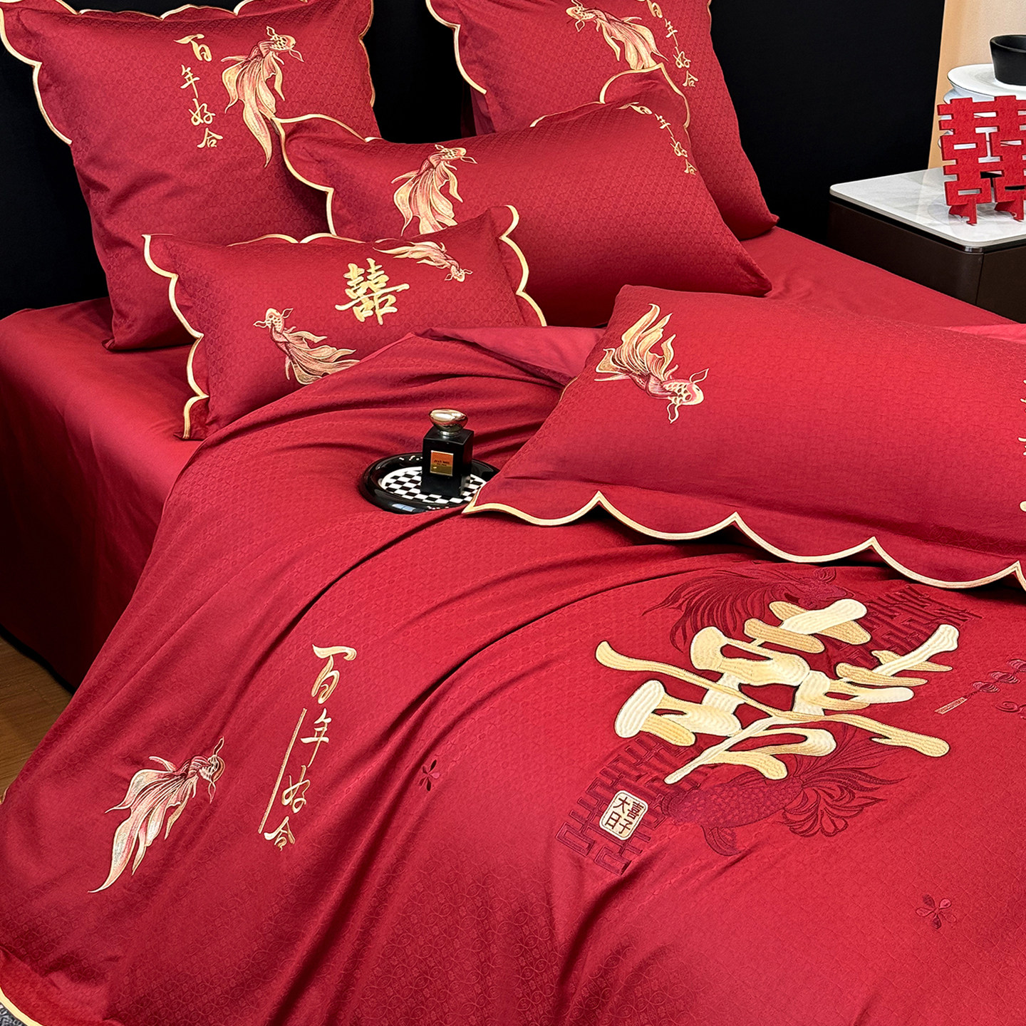 新中式婚庆四件套100S长绒棉锦鲤刺绣被套红色全棉结婚用陪嫁床品