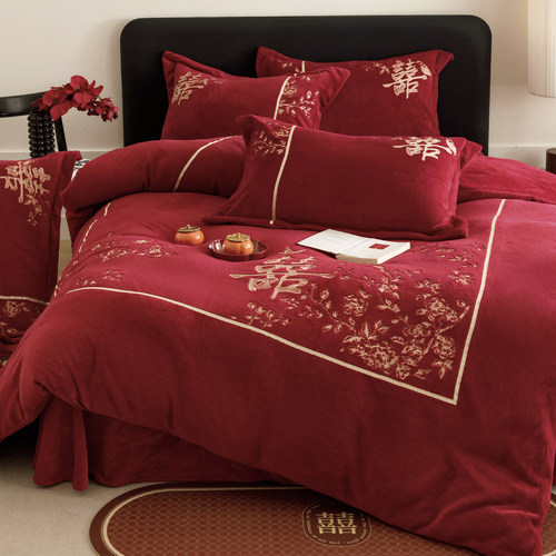 新中式婚庆刺绣保暖牛奶绒四件套
