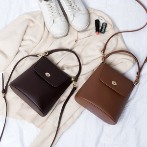 简约单肩斜挎包