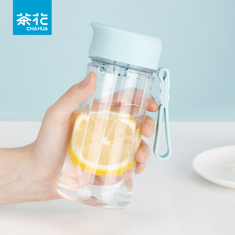 茶花爱巧女生便携时尚水杯有盖便携带茶隔少女心塑料随手杯400ML
