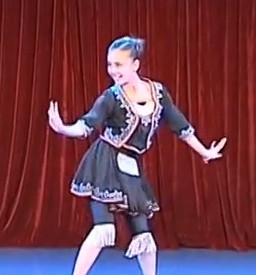 专业订做苗朵舞蹈演出服少数民族舞蹈苗族独舞服装艺考定做