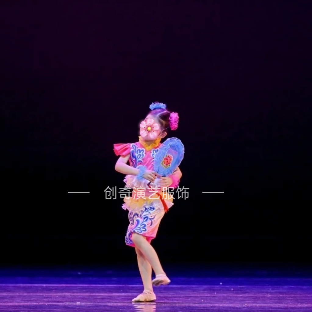 专业来图订制少儿独舞演出服小嫚舞蹈服饰现代舞比赛服表演服