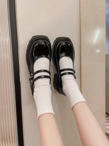栗原熊法式玛丽珍女鞋2024新款双一字扣带粗高跟学院风小皮鞋女单