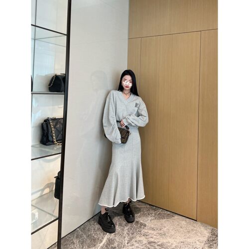 NancyCavally慵懒抽褶袖卫衣套装