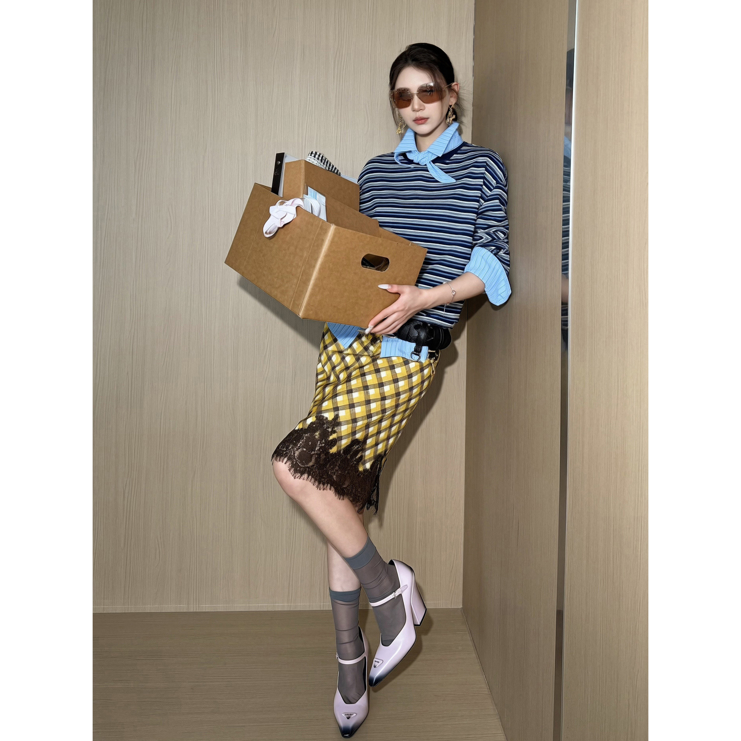NancyCavally珠光感蕾丝拼接半裙图片
