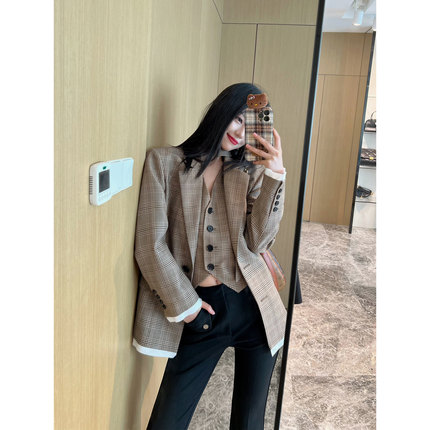 NancyCavally专柜款美利奴澳毛/涤纶 经典格纹西装+短裙+长裤套装