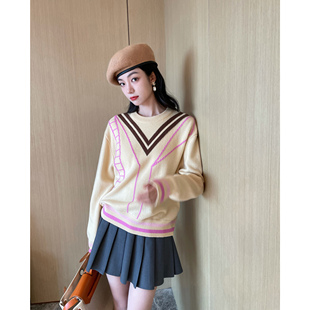 NancyCavally荃手工勾线 100羊毛整件提花撞色V领学院风套头毛衣