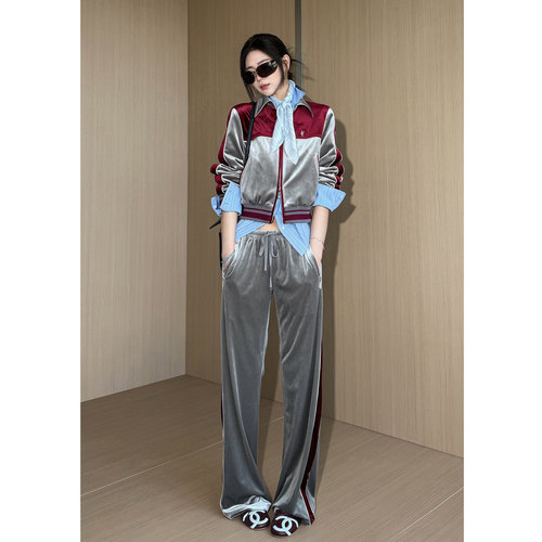 NancyCavally柔软筋骨感丝绒套装