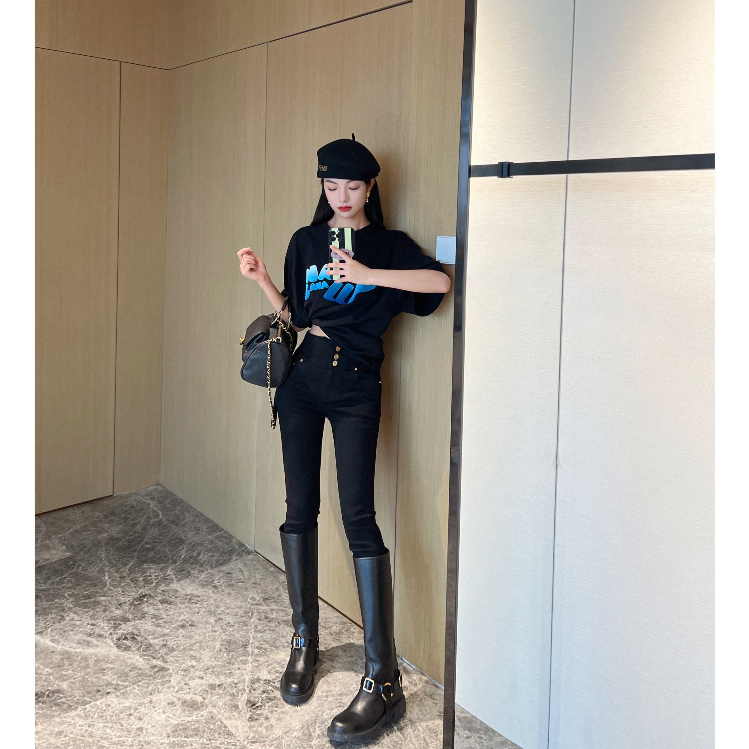 NancyCavally腿直臀翘小脚牛仔裤图片