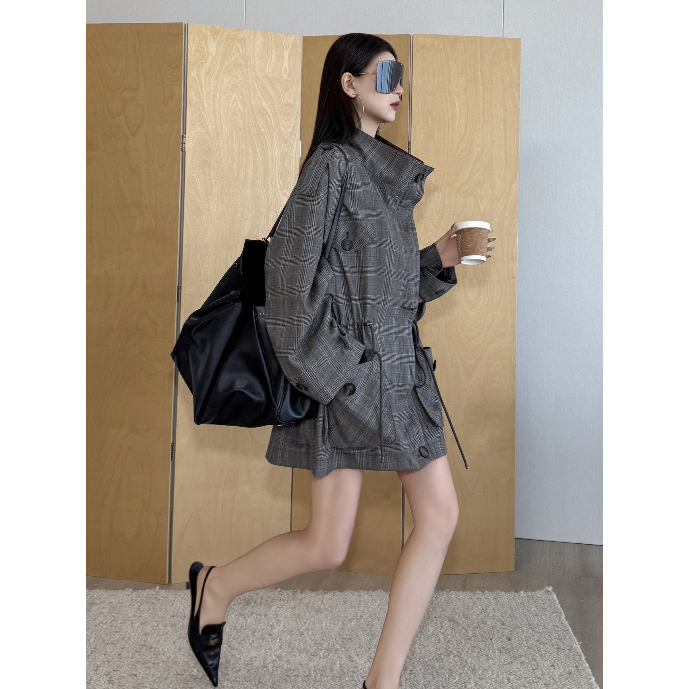 NancyCavally松弛感格纹廓形外套