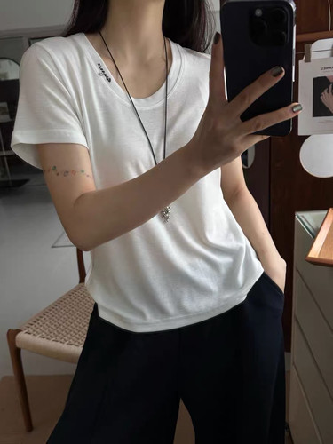 韩国ONE夏季新款U领领口小标简约纯色百搭短袖T恤上衣女one12891