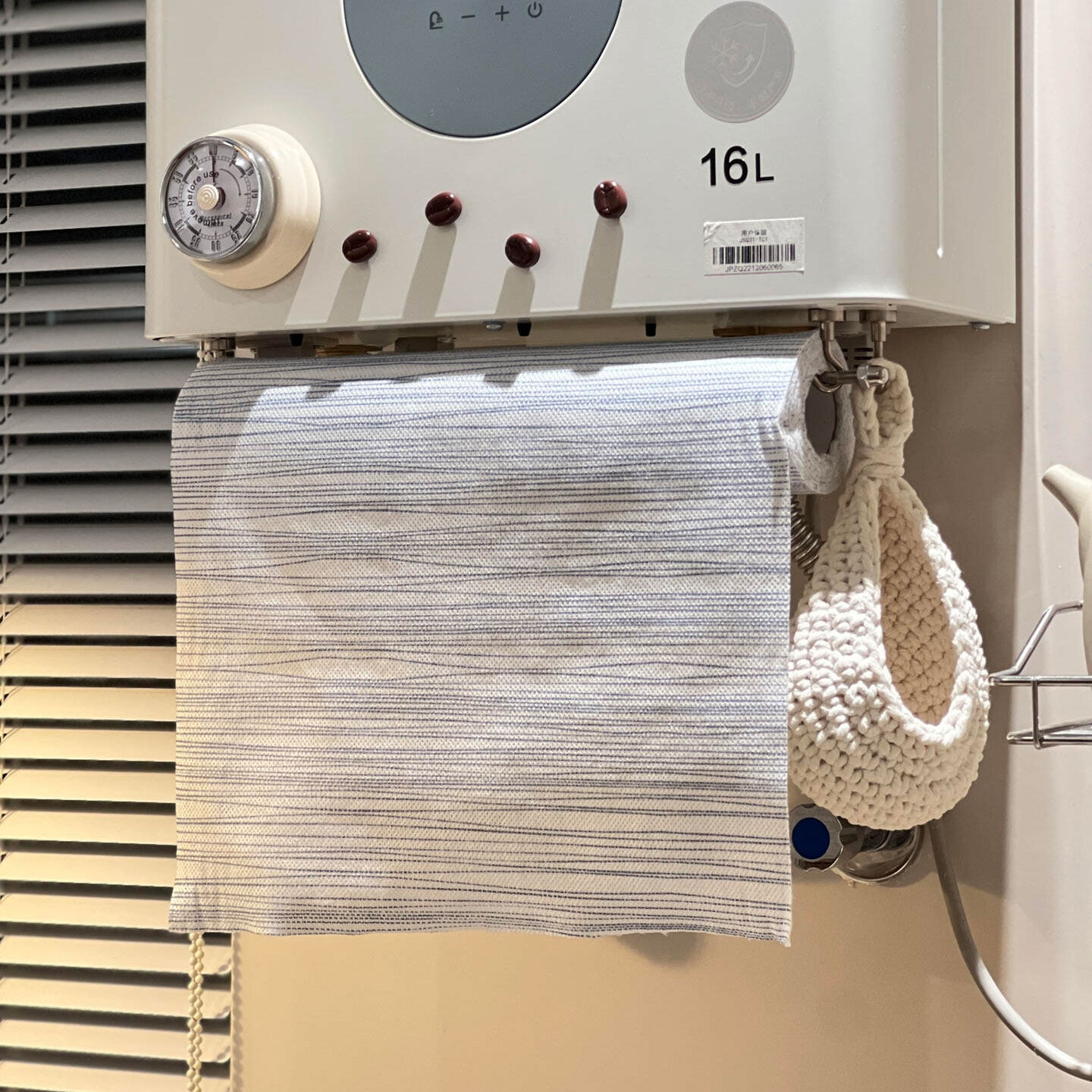 热水器遮挡罩厨房热水器抹布架装饰遮丑免打孔遮挡帘燃气改造架子