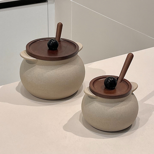 耐高温陶瓷猪油罐家用油泼辣子辣椒油罐厨房调料罐带盖带勺储油罐