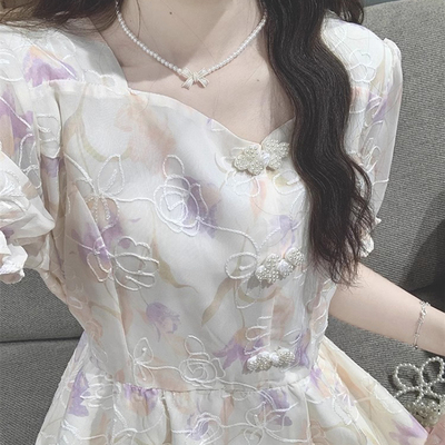 茶歇法式碎花连衣裙女夏高级感复古气质收腰甜美仙女温柔初恋长裙