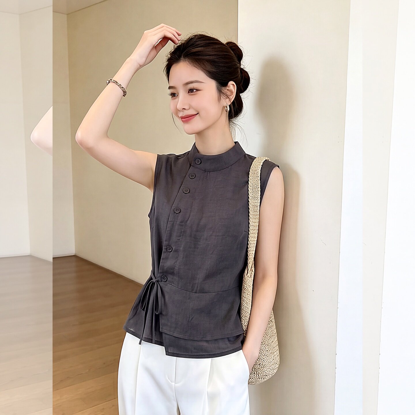 显瘦气质超好看灰黑色无袖上衣女