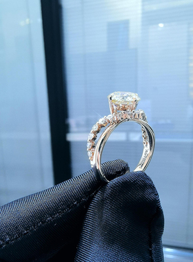 主钻1.514克拉钻戒KL色SI净度 为爱加冕 宝贝编码732388