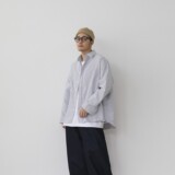白色