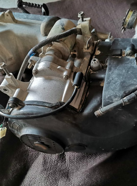 二手摩托车拆车 适用于铃木UM睿彩QS125T-4B 丽彩QS125T-2B发动机