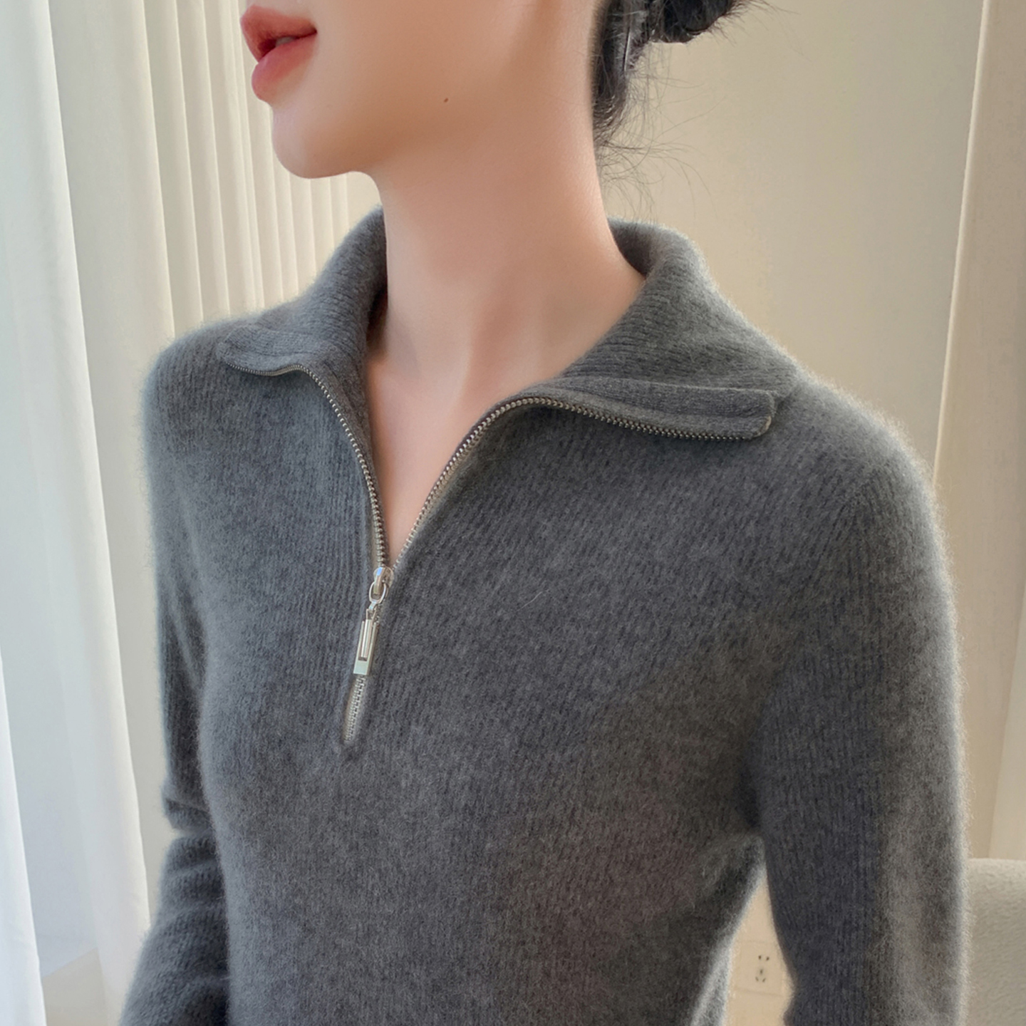 拉链半开领100纯山羊绒衫女