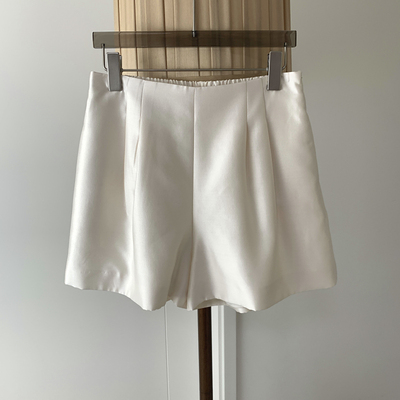 硬挺廓形真丝羊毛休闲百搭女短裤