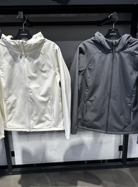 Skechers斯凯奇女士时尚百搭纯色舒适连帽休闲外套P126W001