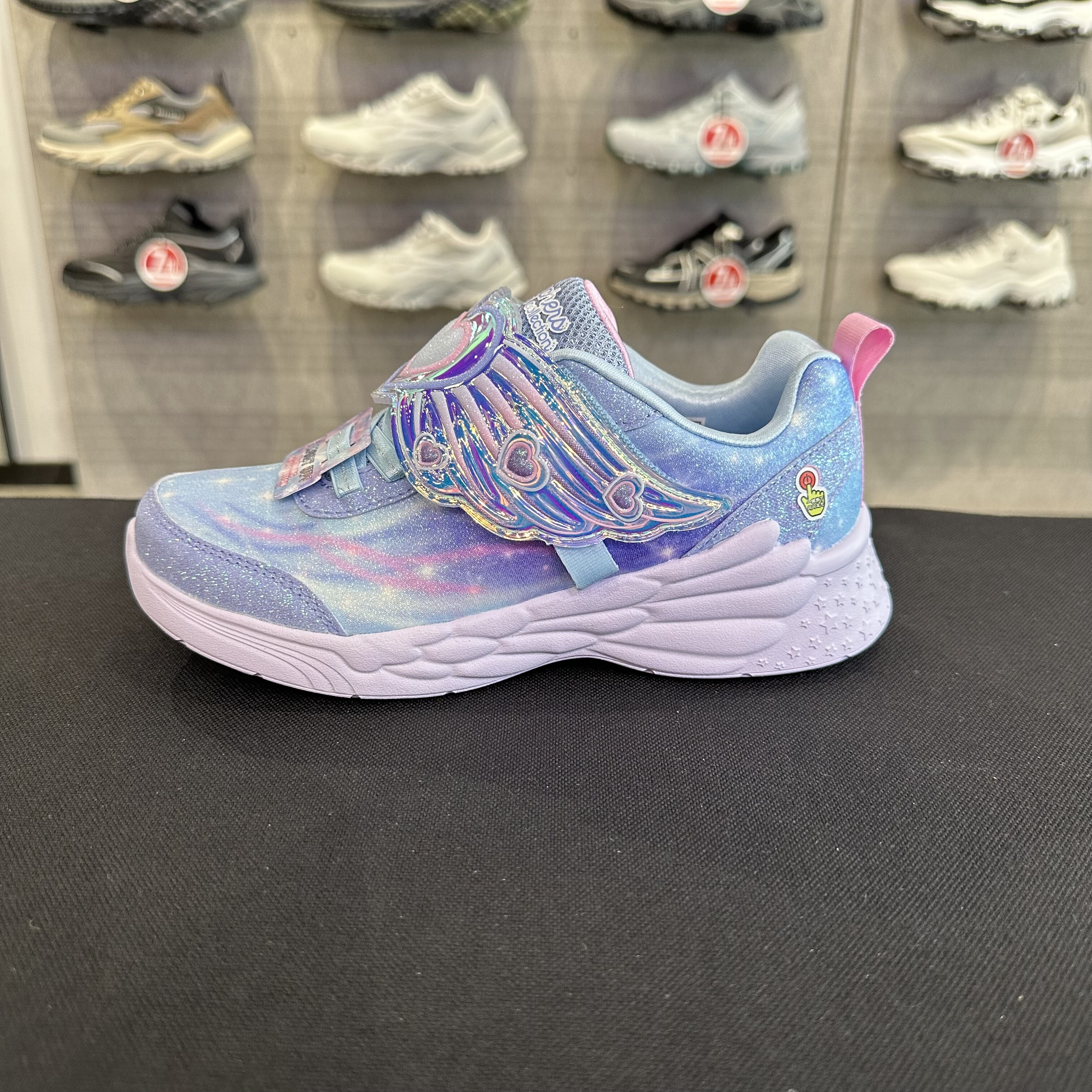 Skechers斯凯奇女童闪粉童趣可爱蝴蝶舒适运动休闲闪灯鞋303067L,运动鞋new,运动休闲鞋,淘宝优惠券,粉丝福利购,淘宝优惠卷