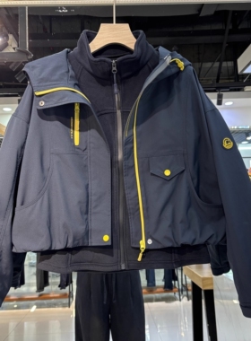 短款连帽冲锋衣德绒加厚内胆两件套装二合一秋冬新款洋气工装上衣