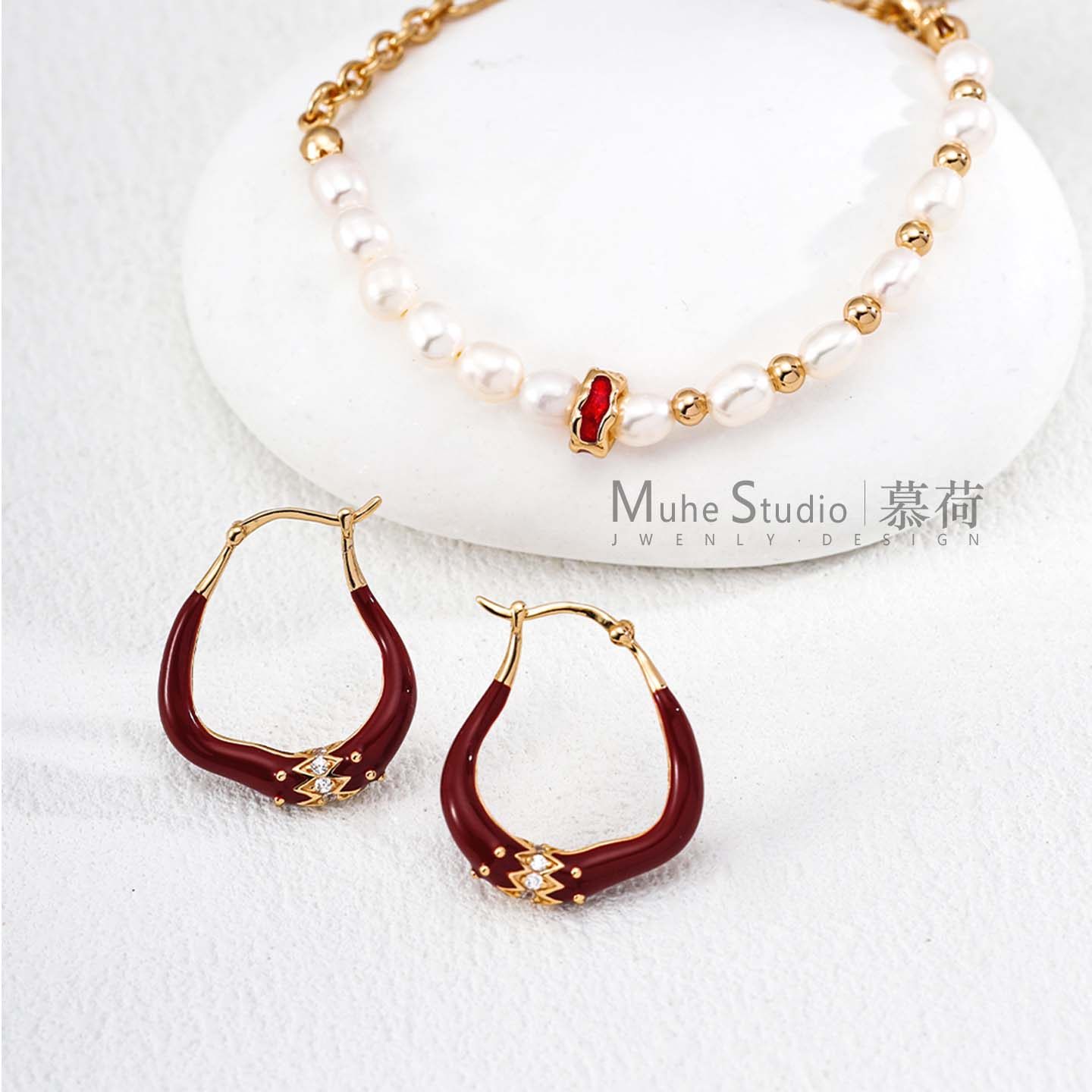 法式小众设计红色银饰耳环女性气质轻奢几何形耳饰S925时尚百搭,饰品/流行首饰/时尚饰品新,银饰耳饰,淘宝优惠券,粉丝福利购,淘宝优惠卷