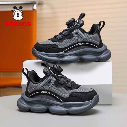 巴布豆男童鞋旋转纽扣冬季新款二棉加绒小女孩保暖鞋子儿童运动鞋