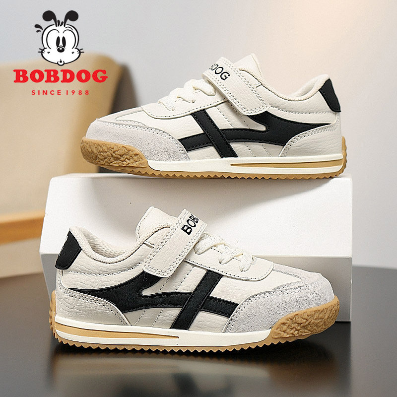 巴布豆男童鞋春秋季新款运动鞋防水皮面德训鞋小学生软底儿童鞋子