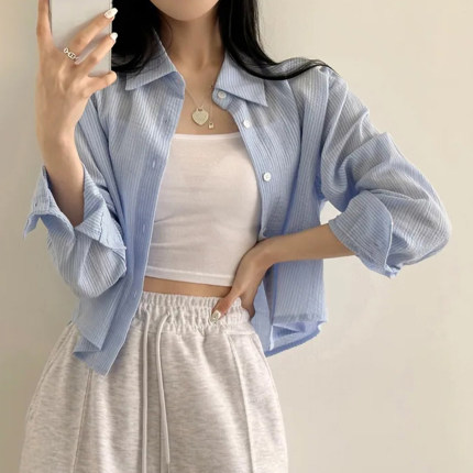 蓝色冰丝防晒条纹衬衫外套女夏季薄款小个子衬衣开衫宽松上衣