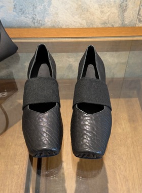 区别市面！25FW秋冬新款横带粗跟猪鼻子芭蕾鞋（4cm）